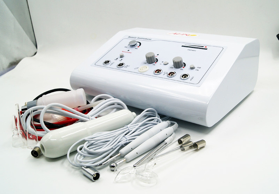 Máquina facial multifuncional 4 de la terapia galvánica en 1 vacío para la clínica