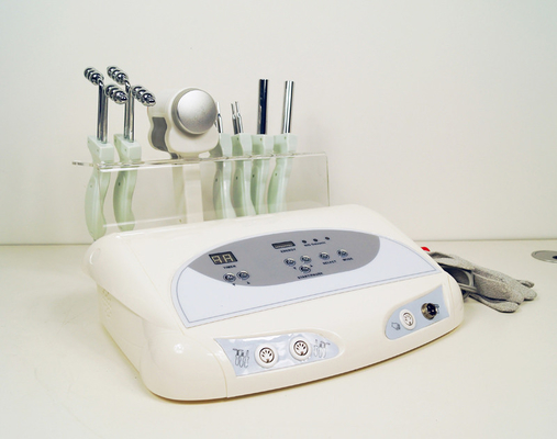 dispositivo de tono facial portátil galvánico de 30W Microcurrent para el rejuvenecimiento de la piel